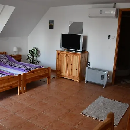 Πανσιόν Nadas Apartman