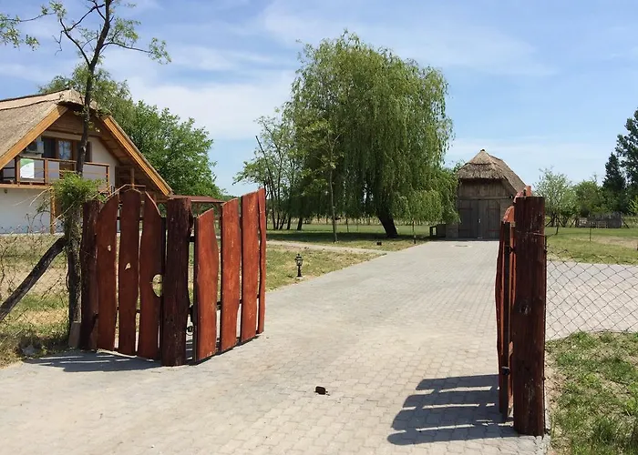 게스트하우스 Nadas Apartman 숄트버드케르트