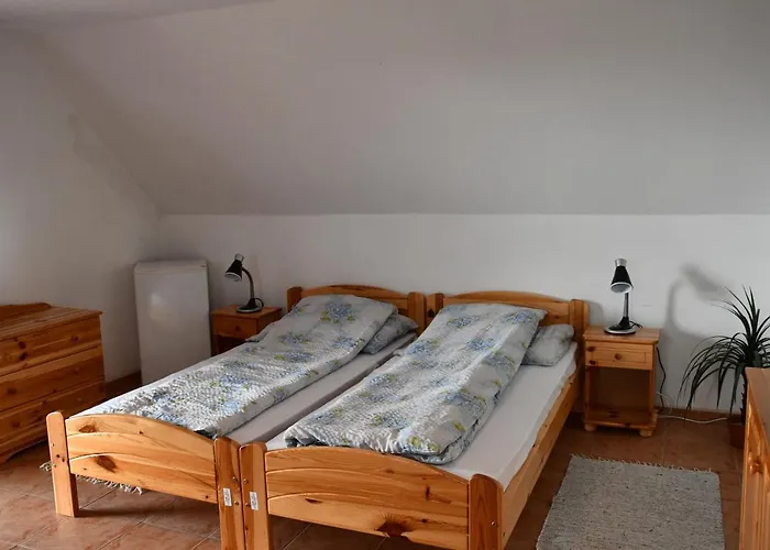 Nadas Apartman 게스트하우스 *